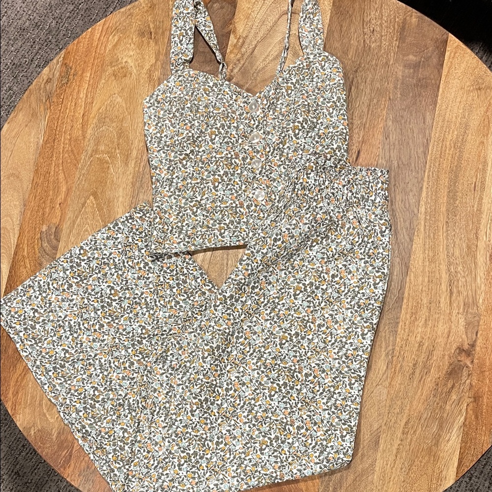Abercrombie & Fitch Floral Set